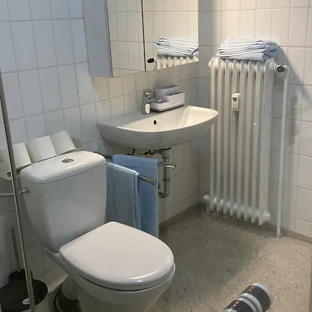 Freshly Renovated Studio Apartment - Top Location In Weinstadt Exterior foto