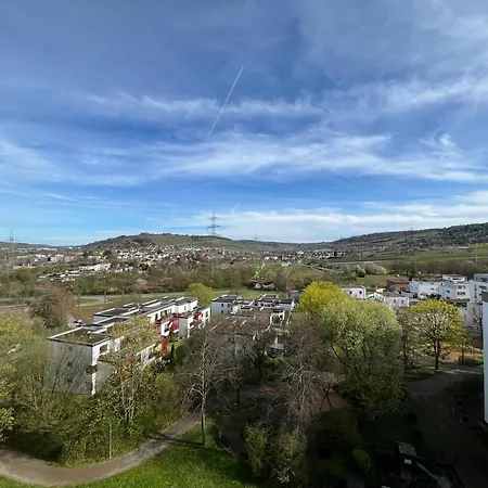 Freshly Renovated Studio Apartment - Top Location In Weinstadt Exterior foto